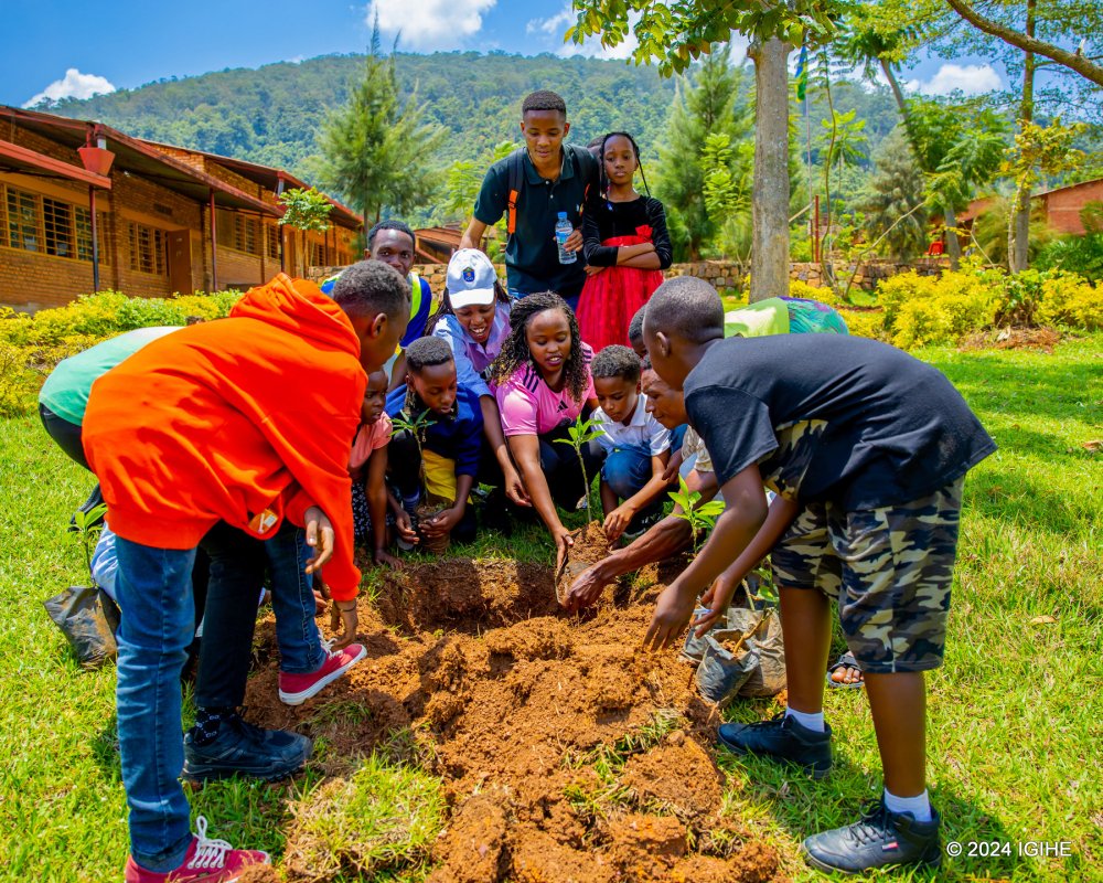 NYAKABANDA: MURI G.S APACE HATEWE IBITI BY’IMBUTO 100